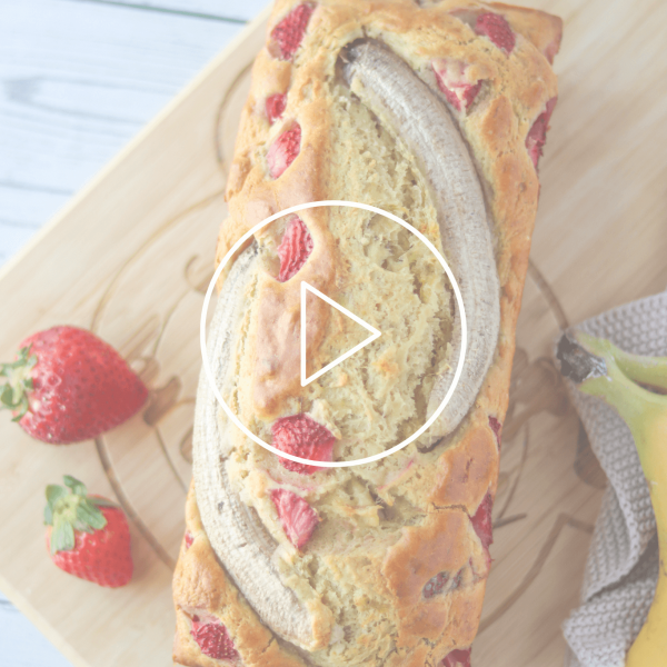 Bananen-Erdbeerkuchen